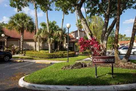 2738 S Carambola Circle S Coconut Creek FL 33066
