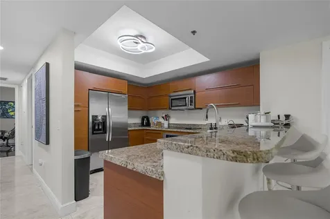 2641 N Flamingo Road Sunrise FL 33323