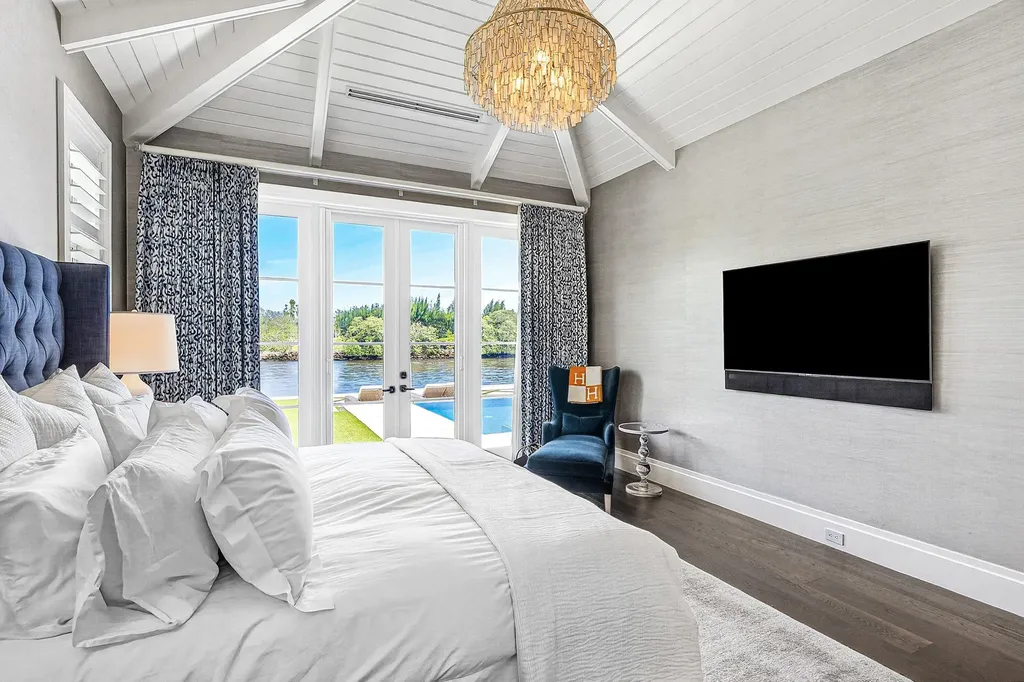 2530 Avenue Au Soleil Gulf Stream FL 33483