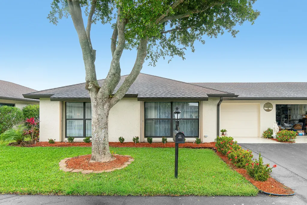 10127 Eaglewood Terrace Boynton Beach FL 33436