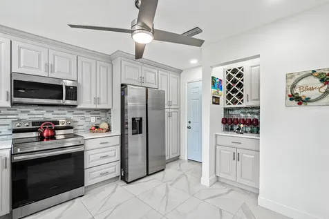 10127 Eaglewood Terrace Boynton Beach FL 33436