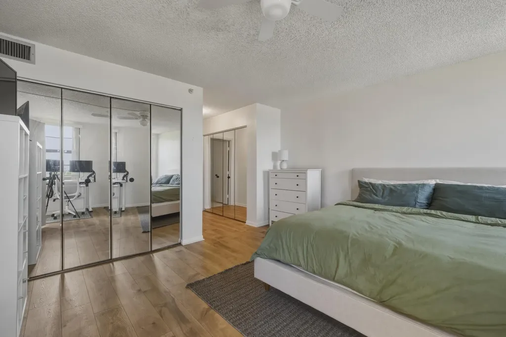2205 S Cypress Bend Drive Pompano Beach FL 33069