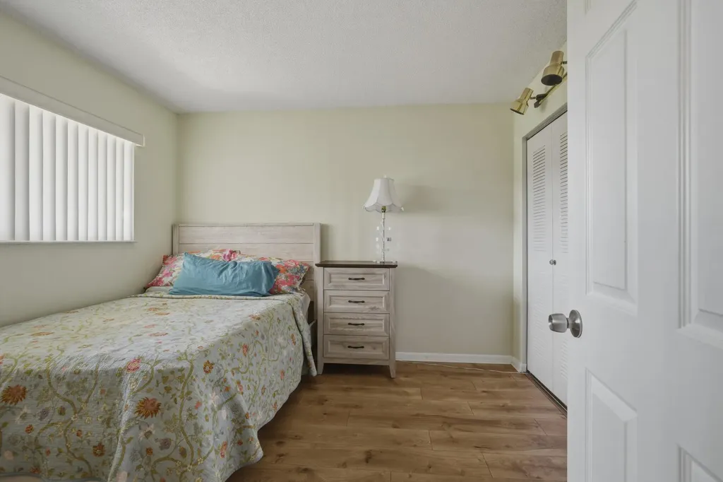 2205 S Cypress Bend Drive Pompano Beach FL 33069