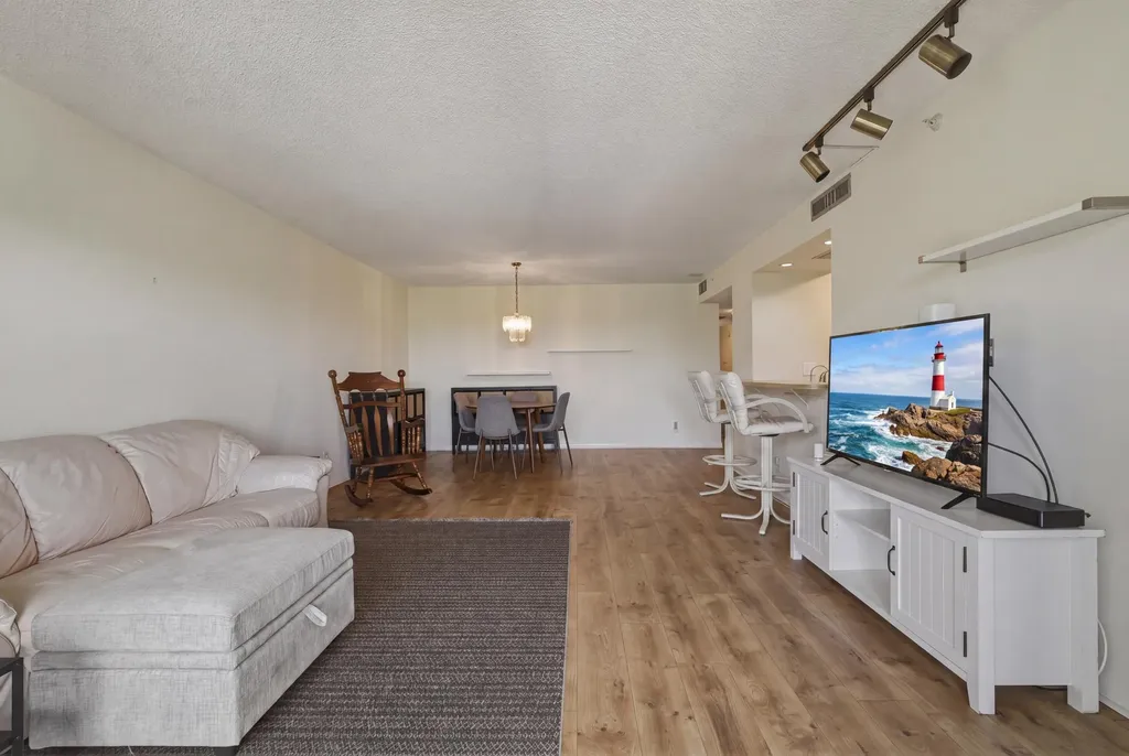 2205 S Cypress Bend Drive Pompano Beach FL 33069