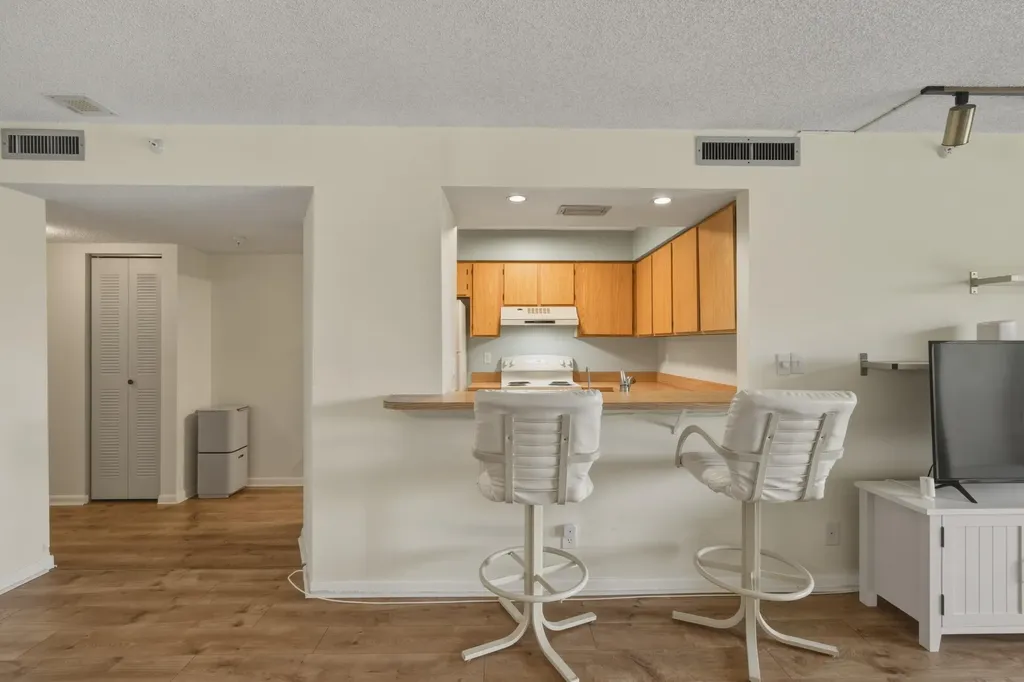 2205 S Cypress Bend Drive Pompano Beach FL 33069