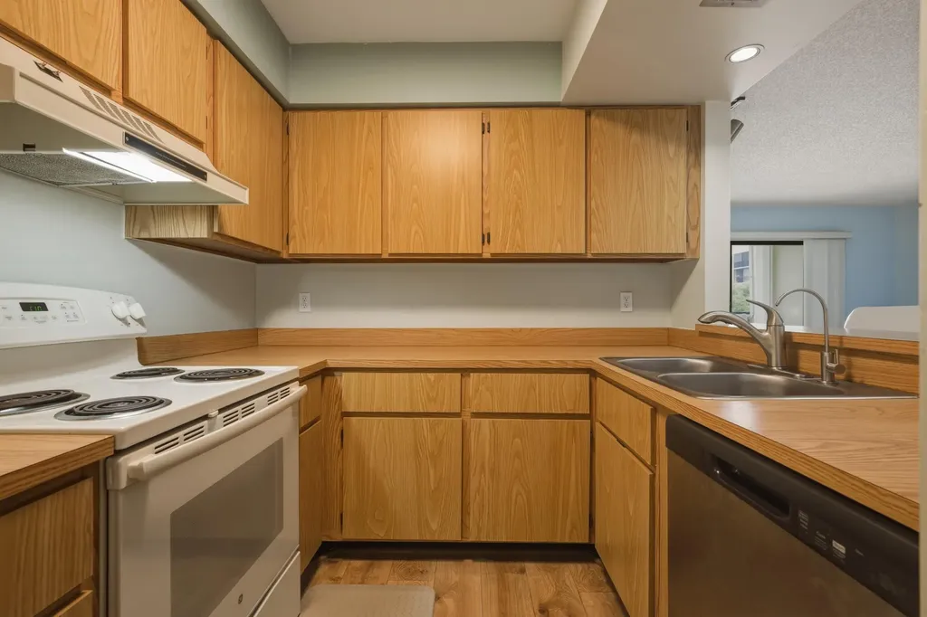 2205 S Cypress Bend Drive Pompano Beach FL 33069