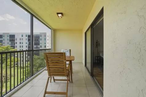 2205 S Cypress Bend Drive Pompano Beach FL 33069