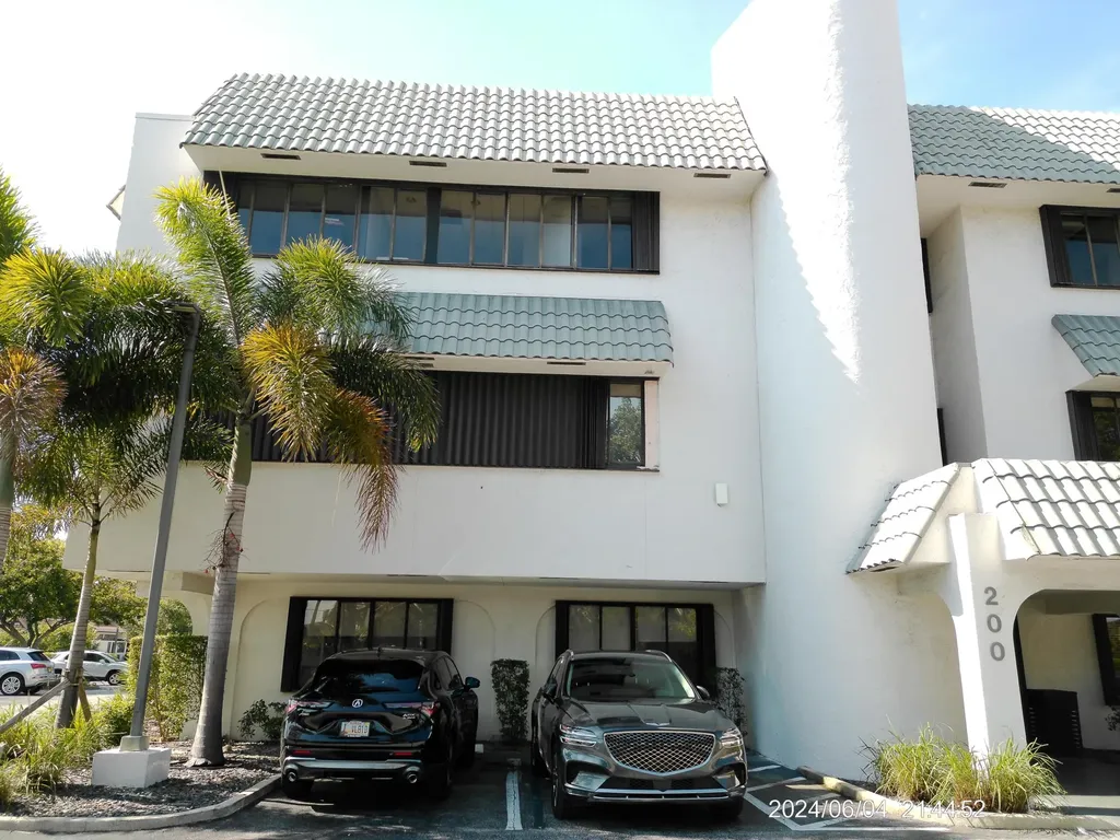 200 W Palmetto Park Road Boca Raton FL 33432