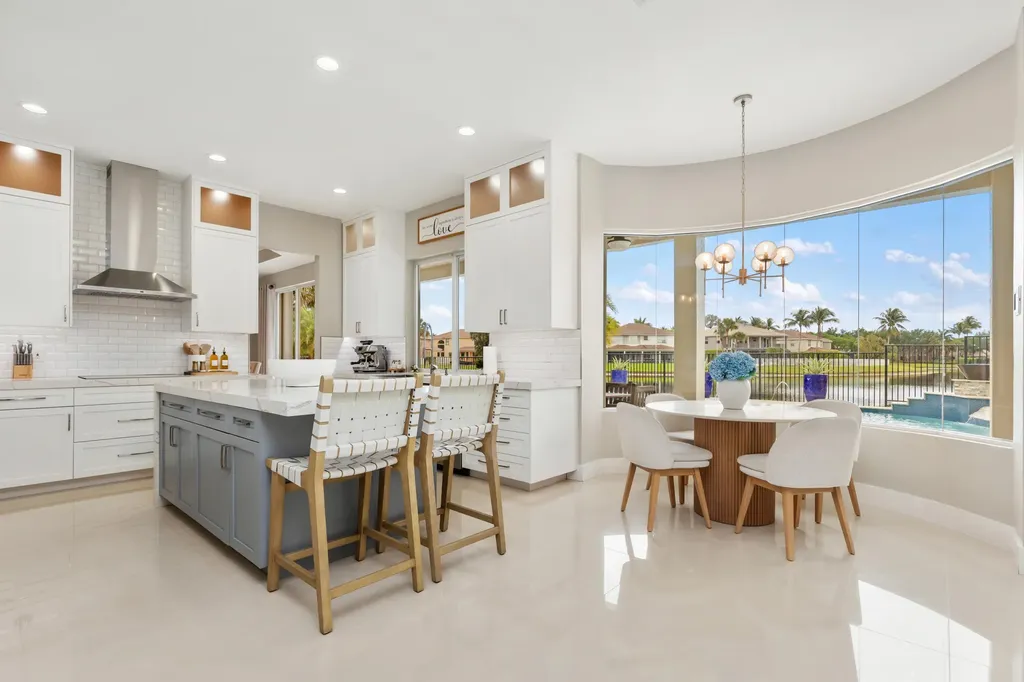 19132 Streamside Court Boca Raton FL 33498