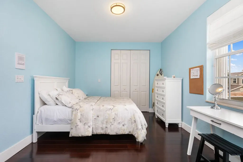 19132 Streamside Court Boca Raton FL 33498