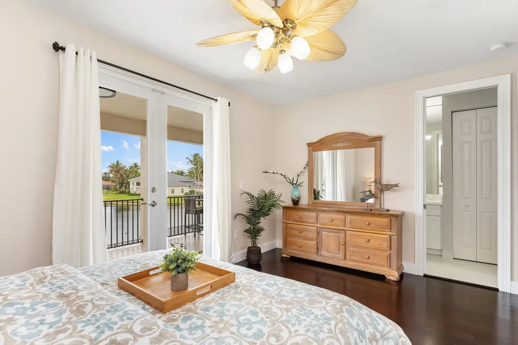 19132 Streamside Court Boca Raton FL 33498