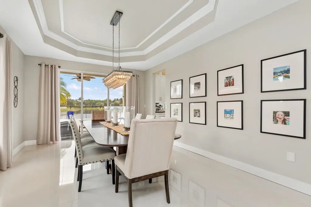 19132 Streamside Court Boca Raton FL 33498