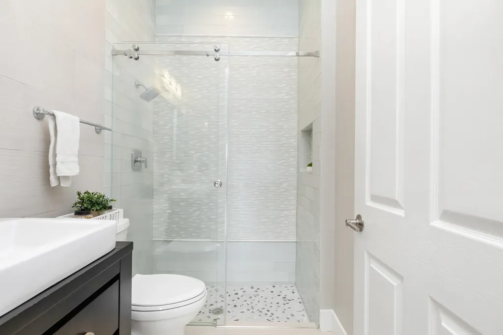 19132 Streamside Court Boca Raton FL 33498