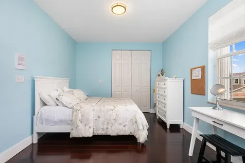 19132 Streamside Court Boca Raton FL 33498