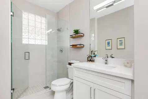 19132 Streamside Court Boca Raton FL 33498