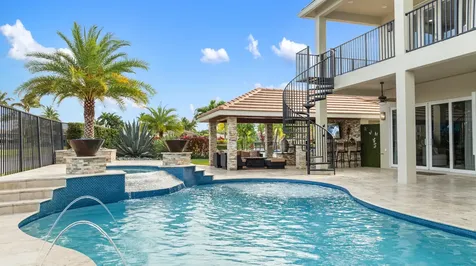 19132 Streamside Court Boca Raton FL 33498