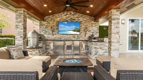 19132 Streamside Court Boca Raton FL 33498