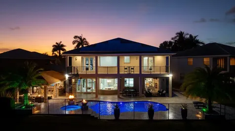 19132 Streamside Court Boca Raton FL 33498