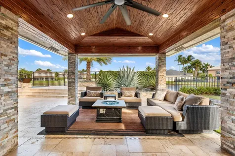 19132 Streamside Court Boca Raton FL 33498