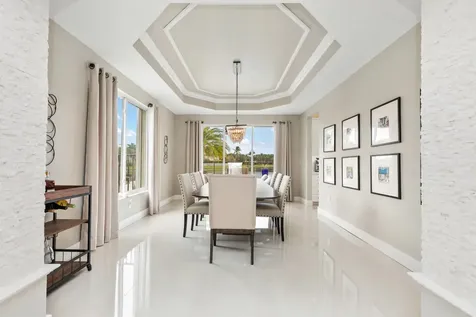 19132 Streamside Court Boca Raton FL 33498