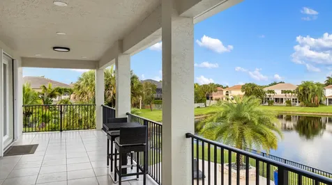 19132 Streamside Court Boca Raton FL 33498