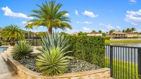 19132 Streamside Court Boca Raton FL 33498