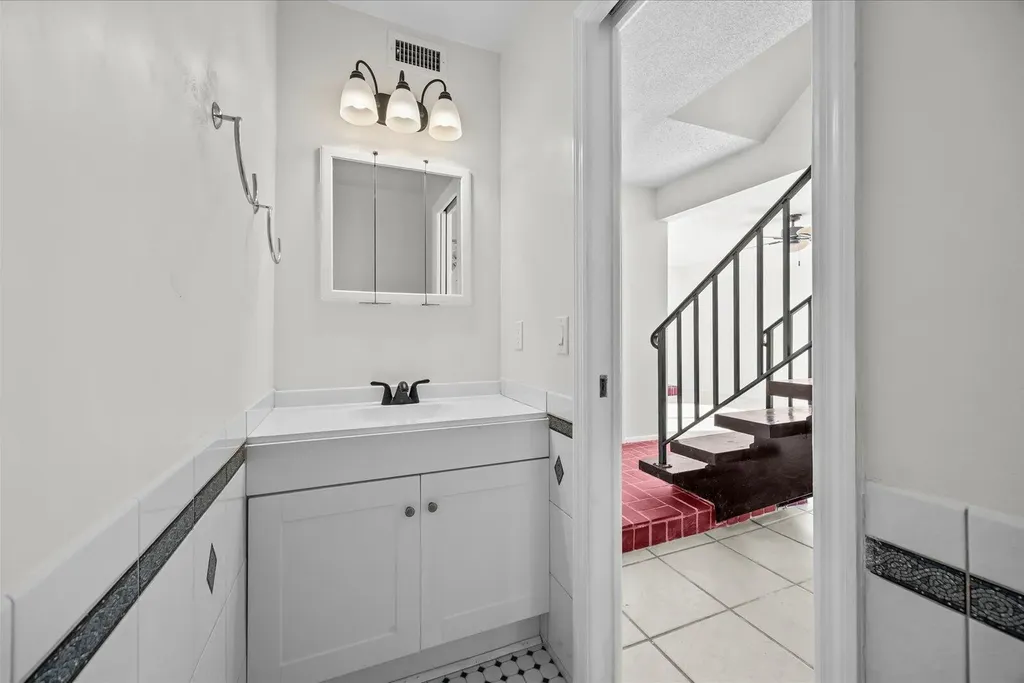 3548 Gardens East Drive Palm Beach Gardens FL 33410