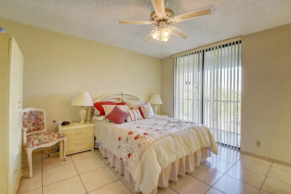 5370 Las Verdes Circle Delray Beach FL 33484