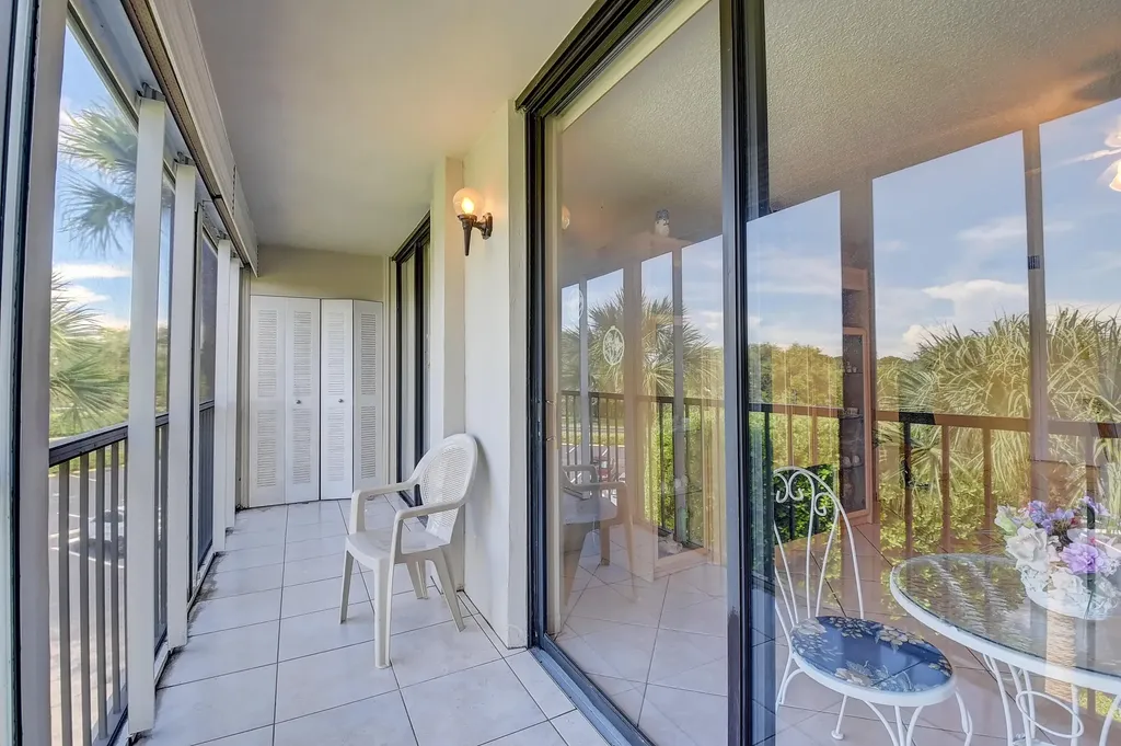 5370 Las Verdes Circle Delray Beach FL 33484