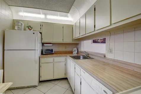 5370 Las Verdes Circle Delray Beach FL 33484