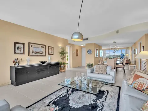 3300 NE 36th Street Fort Lauderdale FL 33308