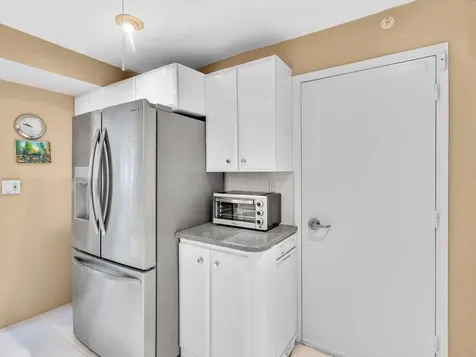 3300 NE 36th Street Fort Lauderdale FL 33308