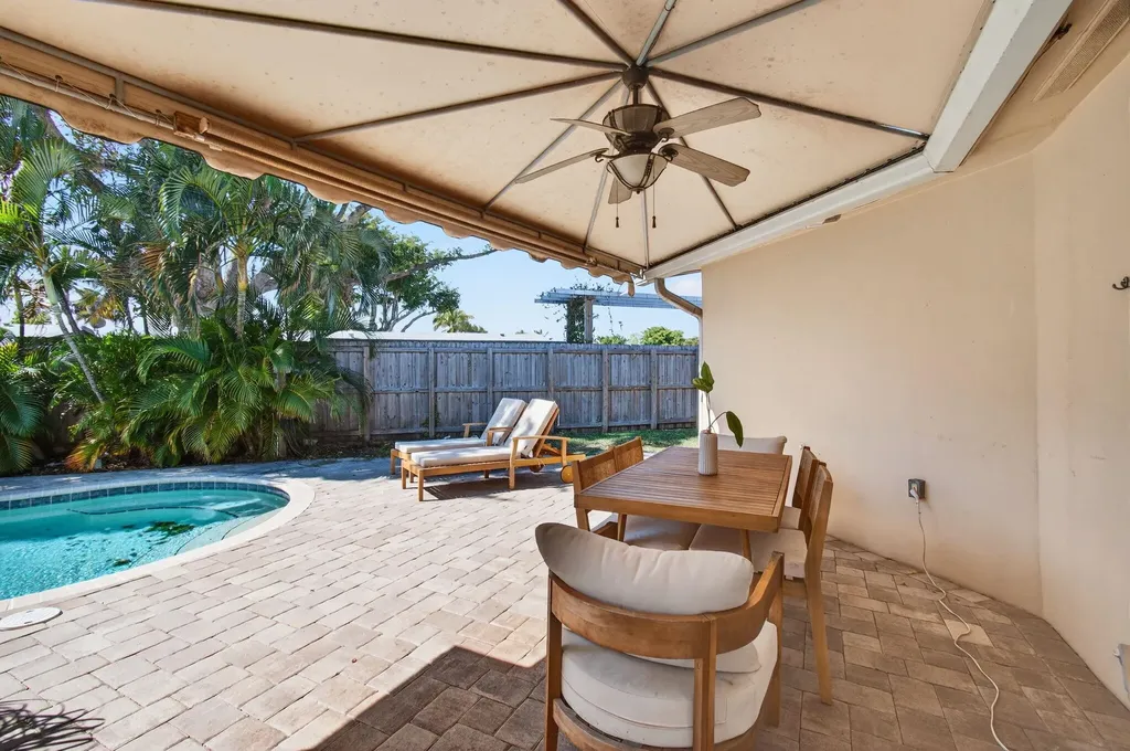301 SE 8th Avenue Deerfield Beach FL 33441