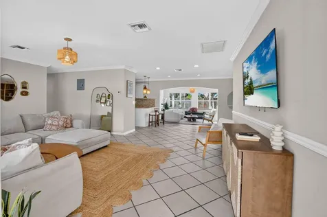 301 SE 8th Avenue Deerfield Beach FL 33441