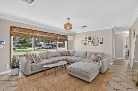 301 SE 8th Avenue Deerfield Beach FL 33441