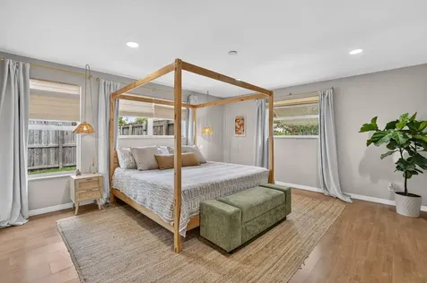 301 SE 8th Avenue Deerfield Beach FL 33441