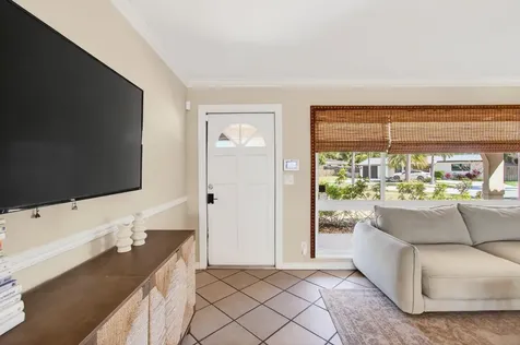 301 SE 8th Avenue Deerfield Beach FL 33441