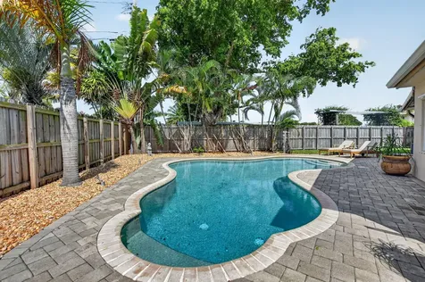 301 SE 8th Avenue Deerfield Beach FL 33441