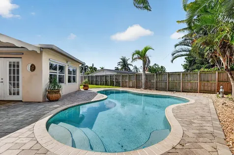 301 SE 8th Avenue Deerfield Beach FL 33441