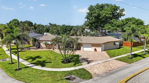 301 SE 8th Avenue Deerfield Beach FL 33441