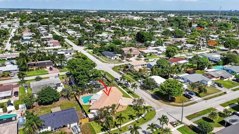 301 SE 8th Avenue Deerfield Beach FL 33441