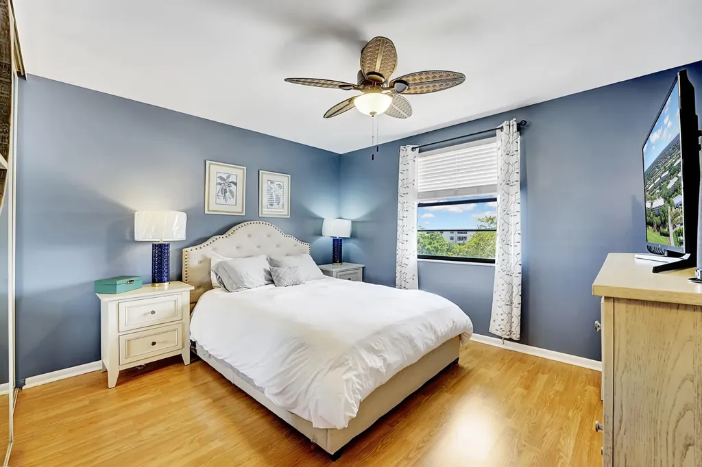 6097 Balboa Circle Boca Raton FL 33433