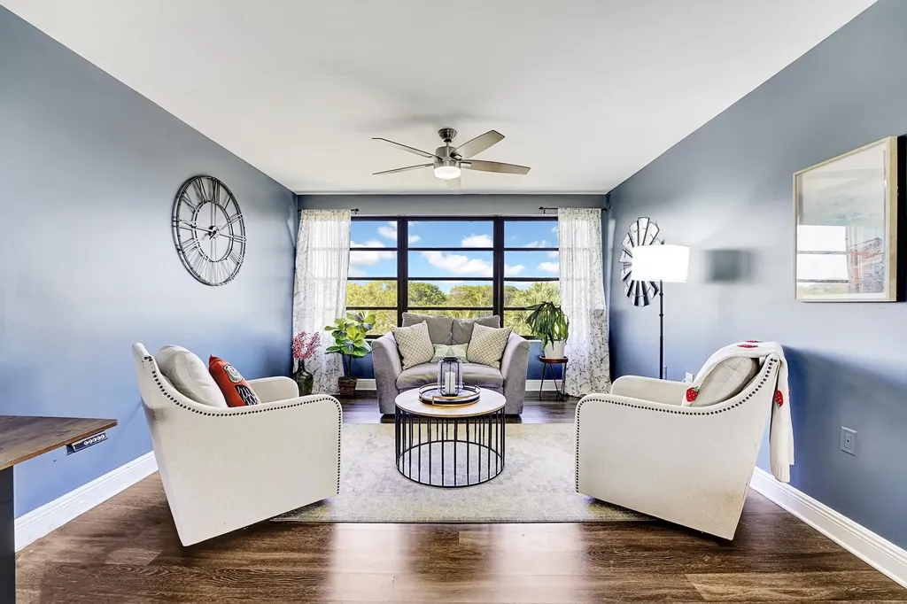 6097 Balboa Circle Boca Raton FL 33433