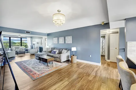 6097 Balboa Circle Boca Raton FL 33433
