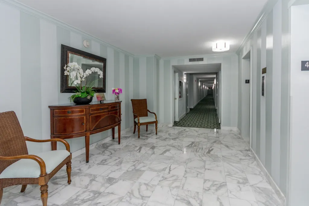 2860 S Ocean Boulevard Palm Beach FL 33480