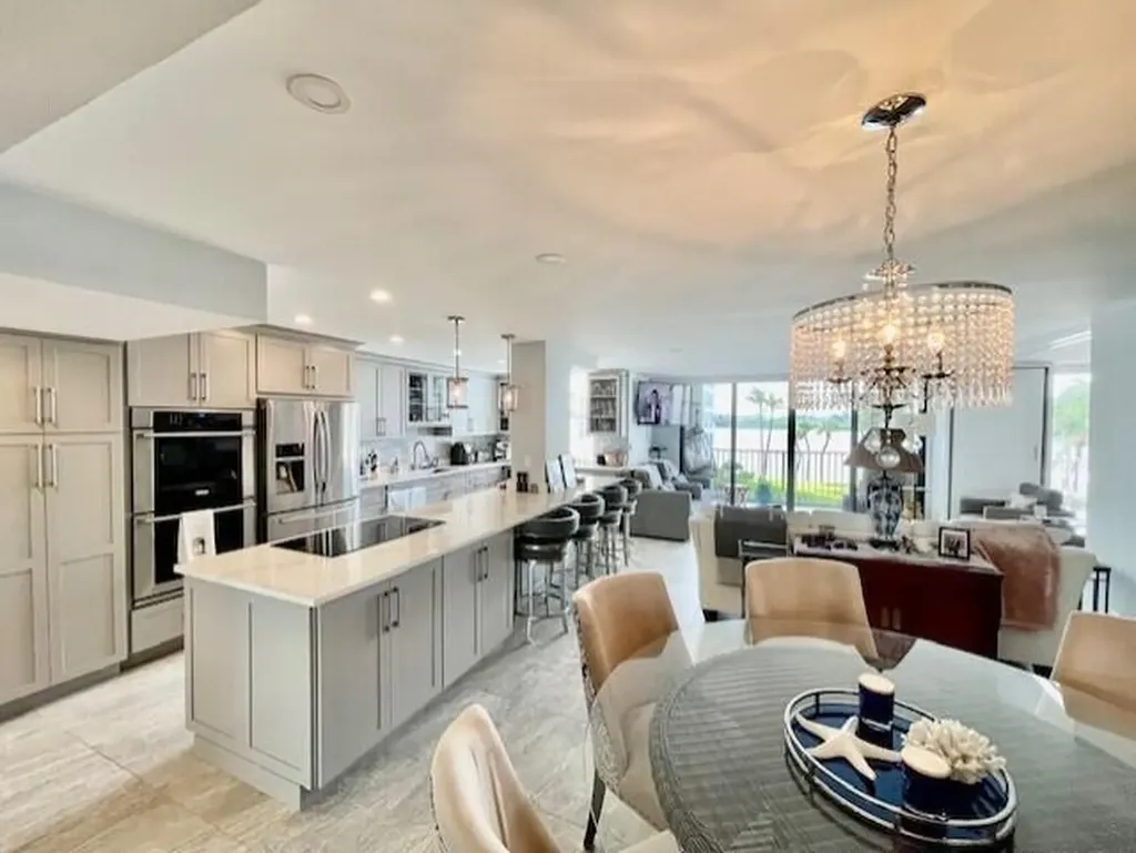 2860 S Ocean Boulevard Palm Beach FL 33480