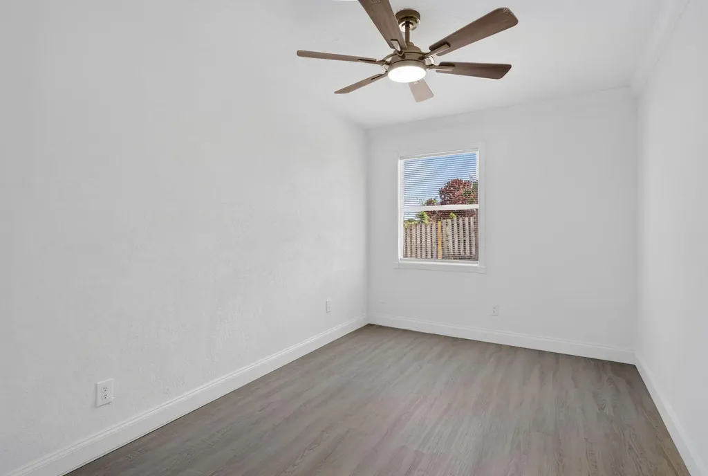 124 SE Eyerly Avenue Port St Lucie FL 34983