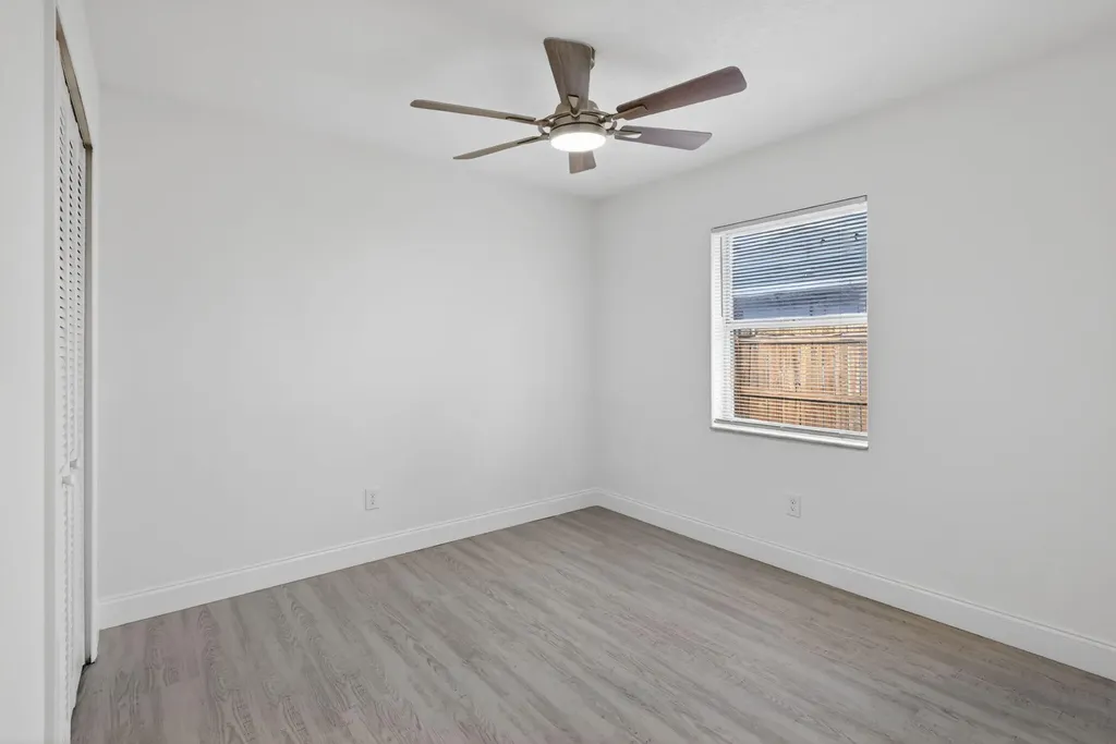 124 SE Eyerly Avenue Port St Lucie FL 34983