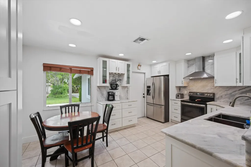 14122 Citrus Drive Loxahatchee Groves FL 33470