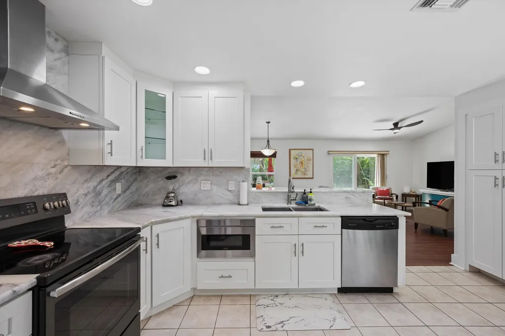 14122 Citrus Drive Loxahatchee Groves FL 33470